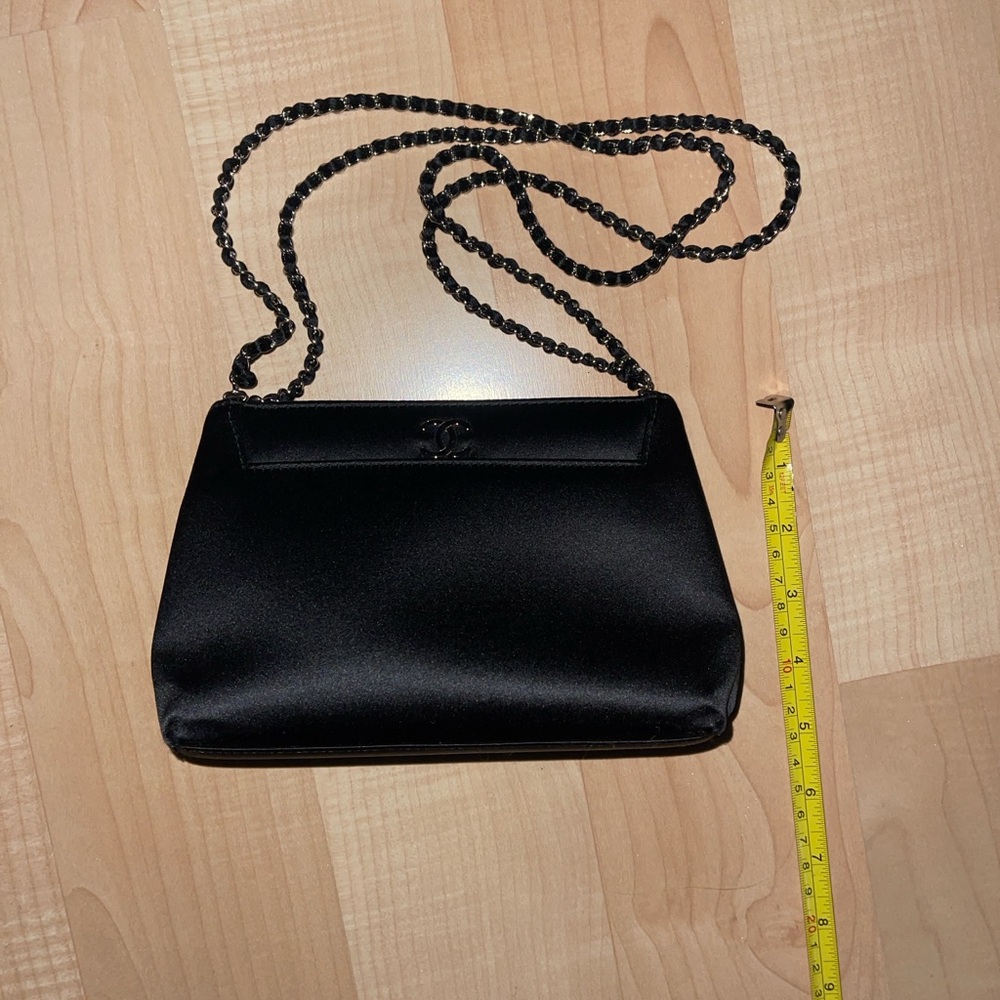 Vintage Chanel black small bag - Picture 9 of 11